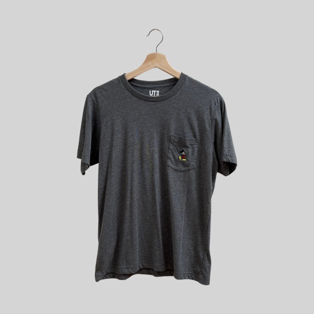 UNIQLO x Disney Unisex Mickey Mouse Pocket Tee in Gray